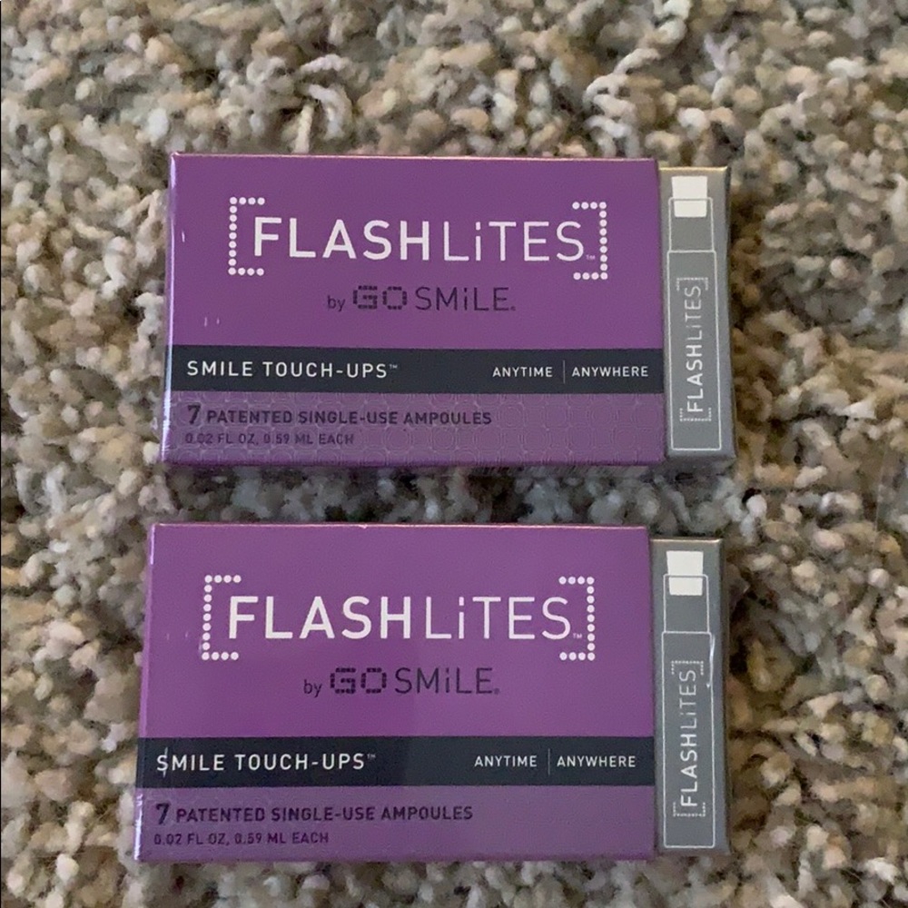GoSmile Flashlites Smile Touchups